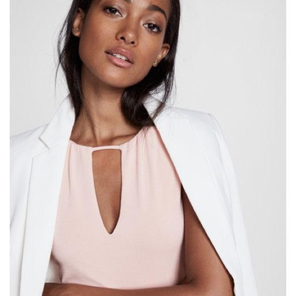 Express Keyhole Tank